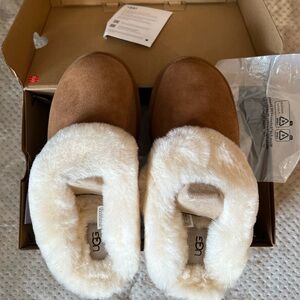 UGG Tan Slippers with Cream Fur